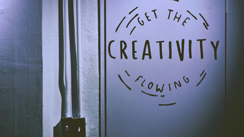Es ist ein seelisches Grundbedürfnis des Menschen, kreativ zu sein. (Foto: Tim Mossholder – Unsplash.com)