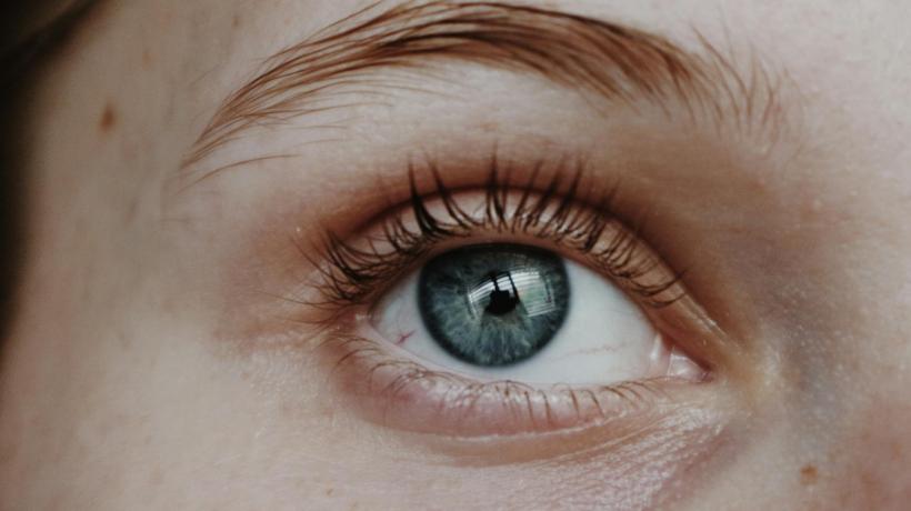 Foto: Sophie Noble – pexels.com Nahaufnahme eines Auges