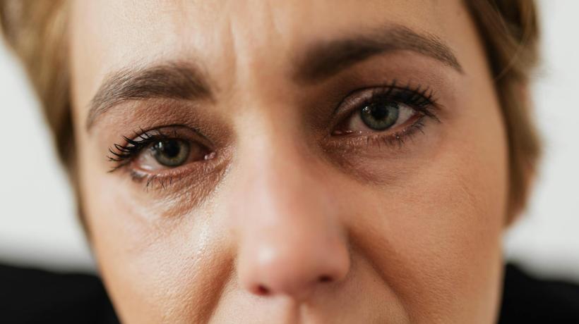 Foto: Kaboompics.com – pexels.com Nahaufnahme einer weinenden Frau