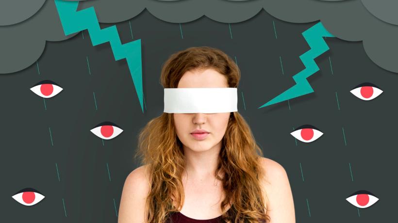 Illustration einer Frau in einem Gewitter. Im Hintergrund sind rote Augen.