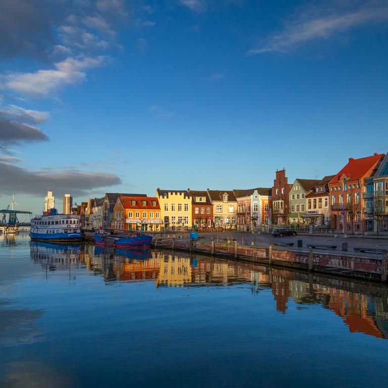 Hafen von Husum Hafen von Husum