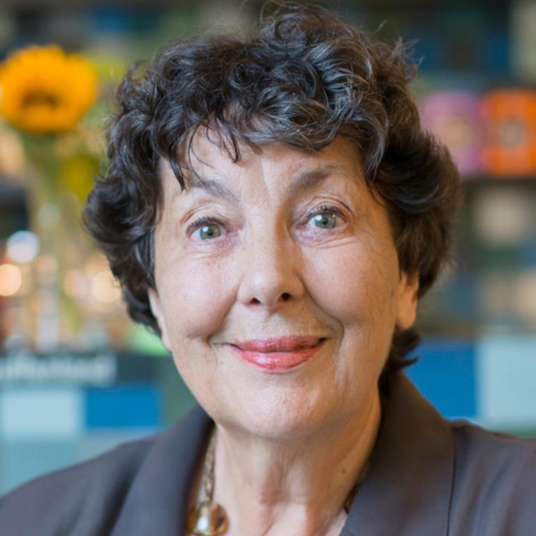 Profile picture for user Ursula Kraemer