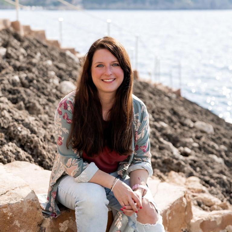 Profile picture for user Barbara Klotz