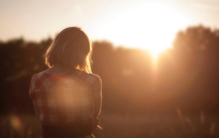 Manche Schicksalsschläge können einem den Boden unter den Füßen wegreißen. (Foto: Pexels.com)