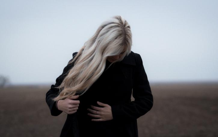 Das Zusammenspiel aus Körper und Psyche erfahren wir im Alltag ständig. (Foto: Ashton Bingham – Unsplash.com) Das Zusammenspiel aus Körper und Psyche erfahren wir im Alltag ständig. (Foto: Ashton Bingham – Unsplash.com)