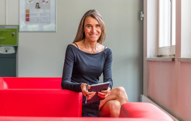 Ärztin und Autorin Silke Heimes gibt dir im Interview Schreibimpulse (Foto: Christoph Rau)