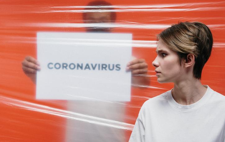 Die aktuelle Situation verlangt allen viel ab – auch Therapeuten. (Foto: Cottonbro – Pexels.com)