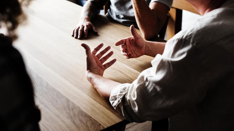 Mit wem möchte ich noch sprechen, was möchte ich unbedingt noch klären? (Foto: Pexels.com)