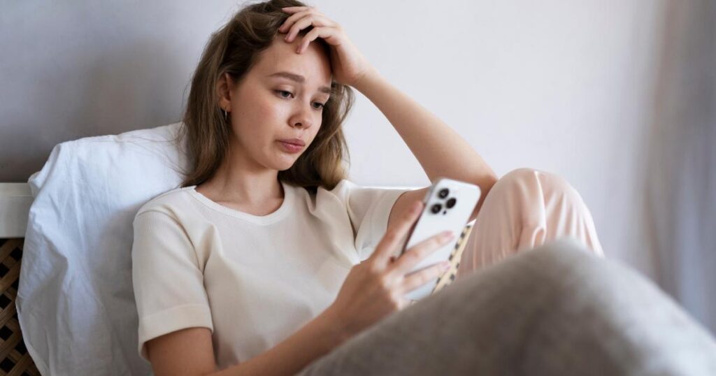 Doomscrolling und digitale Erschöpfung: Wenn Medienkonsum zur Stressfalle wird