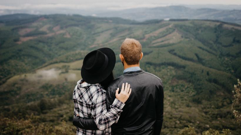 „Und wir sind gereist, wann immer wir irgendwie die Möglichkeit finden konnten. Das war für mich schon immer das beste Heilmittel.“ (Foto: Joao Silas – Unsplash.com)