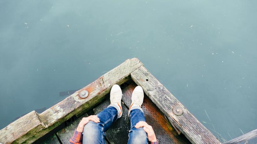 Mach dir bewusst, dass der Anfang das Schwerste ist. So kannst du dem Start gelassener entgegensehen. (Foto: Lindsey Henwood – Unsplash.com)