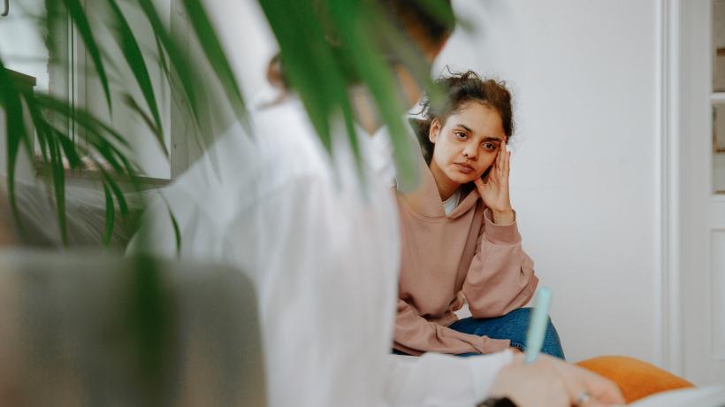 Ein offenes Gespräch schafft Raum für Gefühle und lässt die Ursache einer Kränkung erkennen.  (Foto: Polina Zimmerman - Pexels.com)