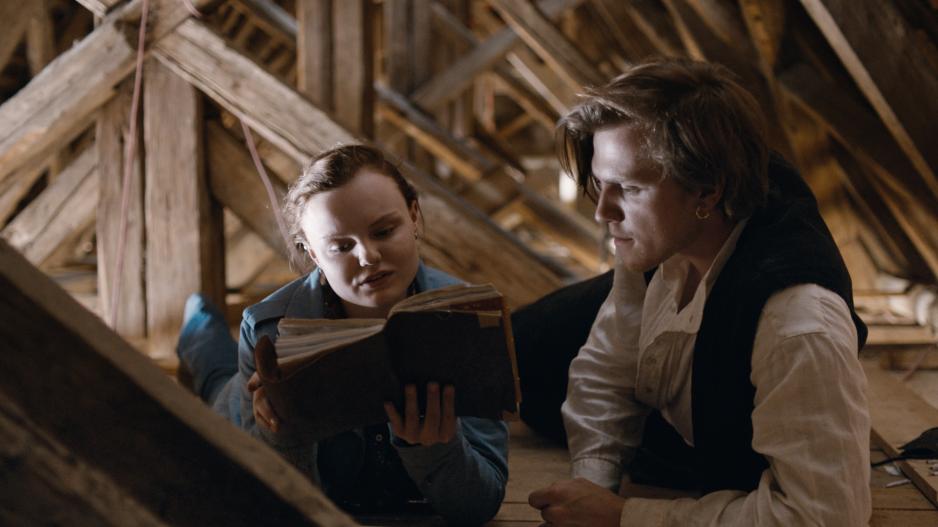 Maria Dragus (Maria) und Enno Trebs (Valentin) (Foto: W-film / Bernhard Keller)